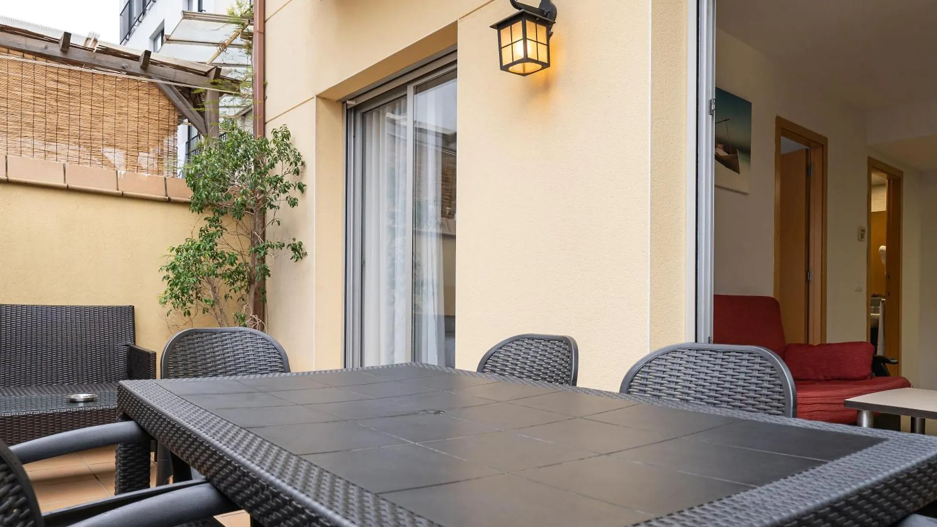 Neptuno Apartments Calella