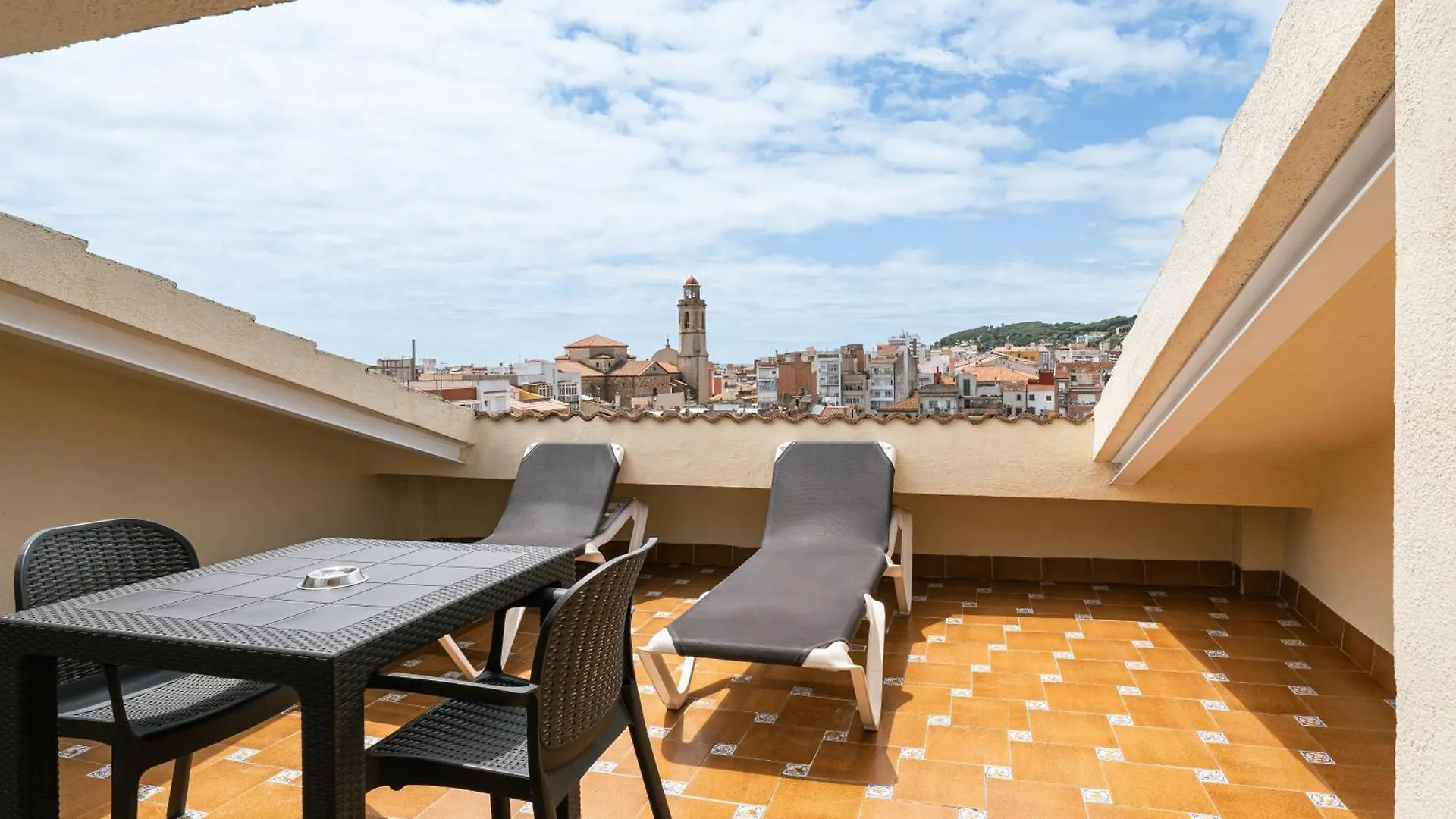 Neptuno Apartments Calella 0*,  Spain