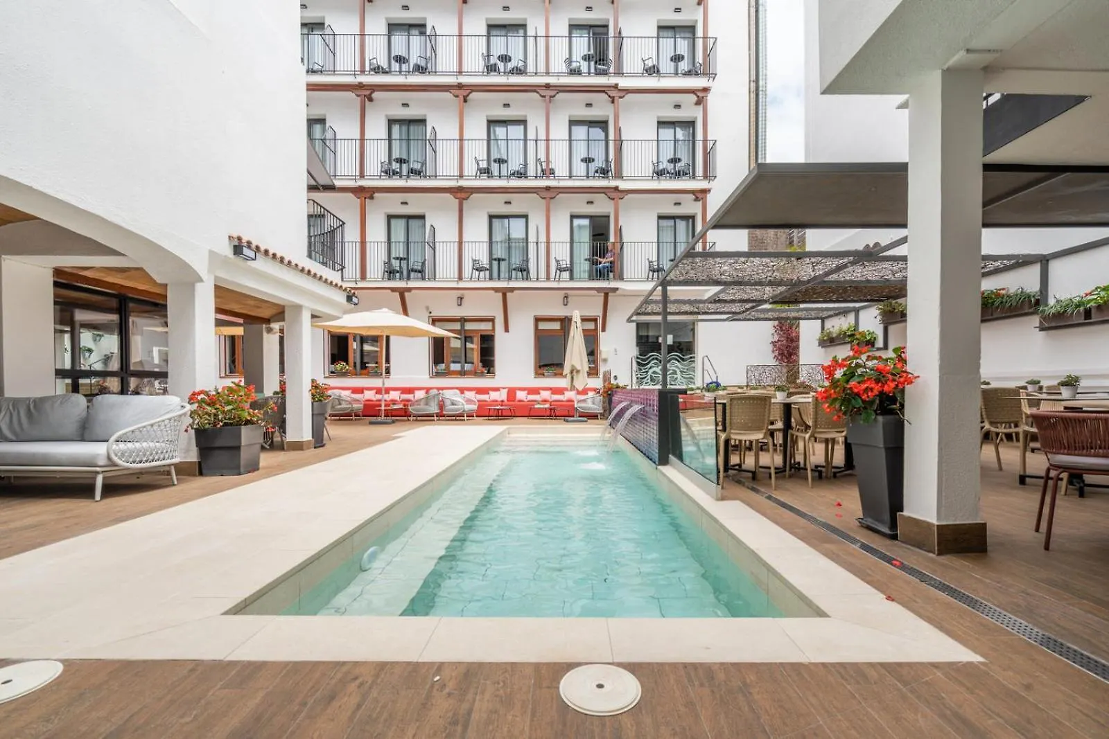 Neptuno Apartments Calella 0*,  Spain