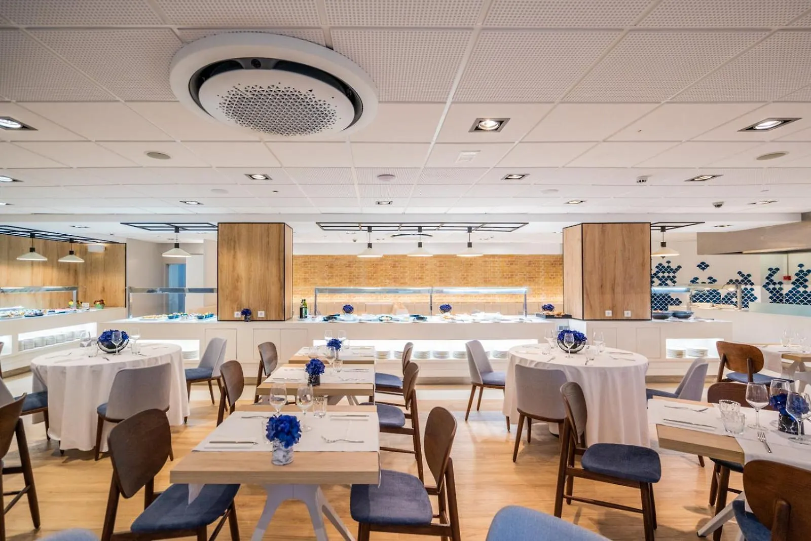 Neptuno Apartments Calella