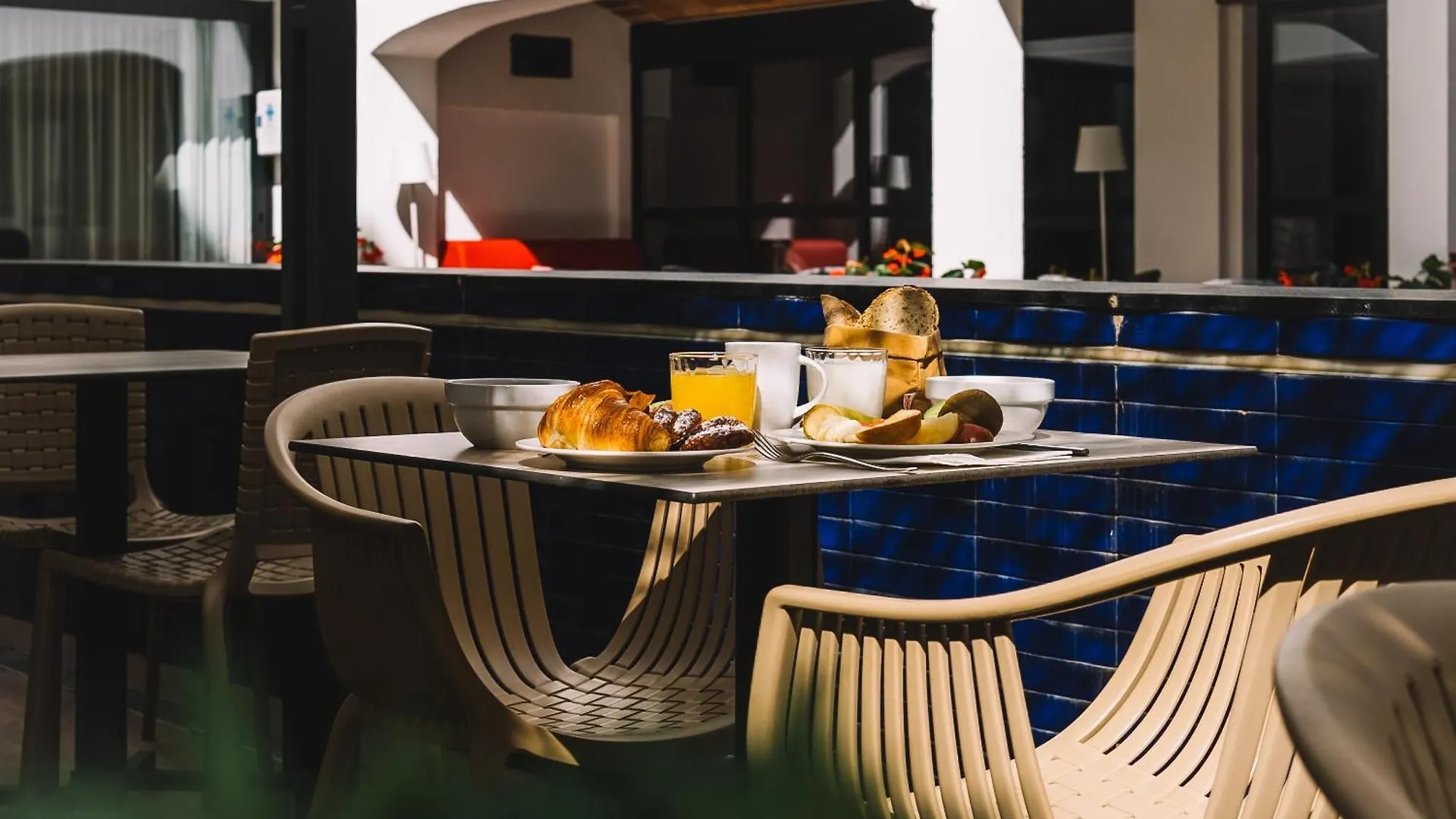 Neptuno Apartments Calella
