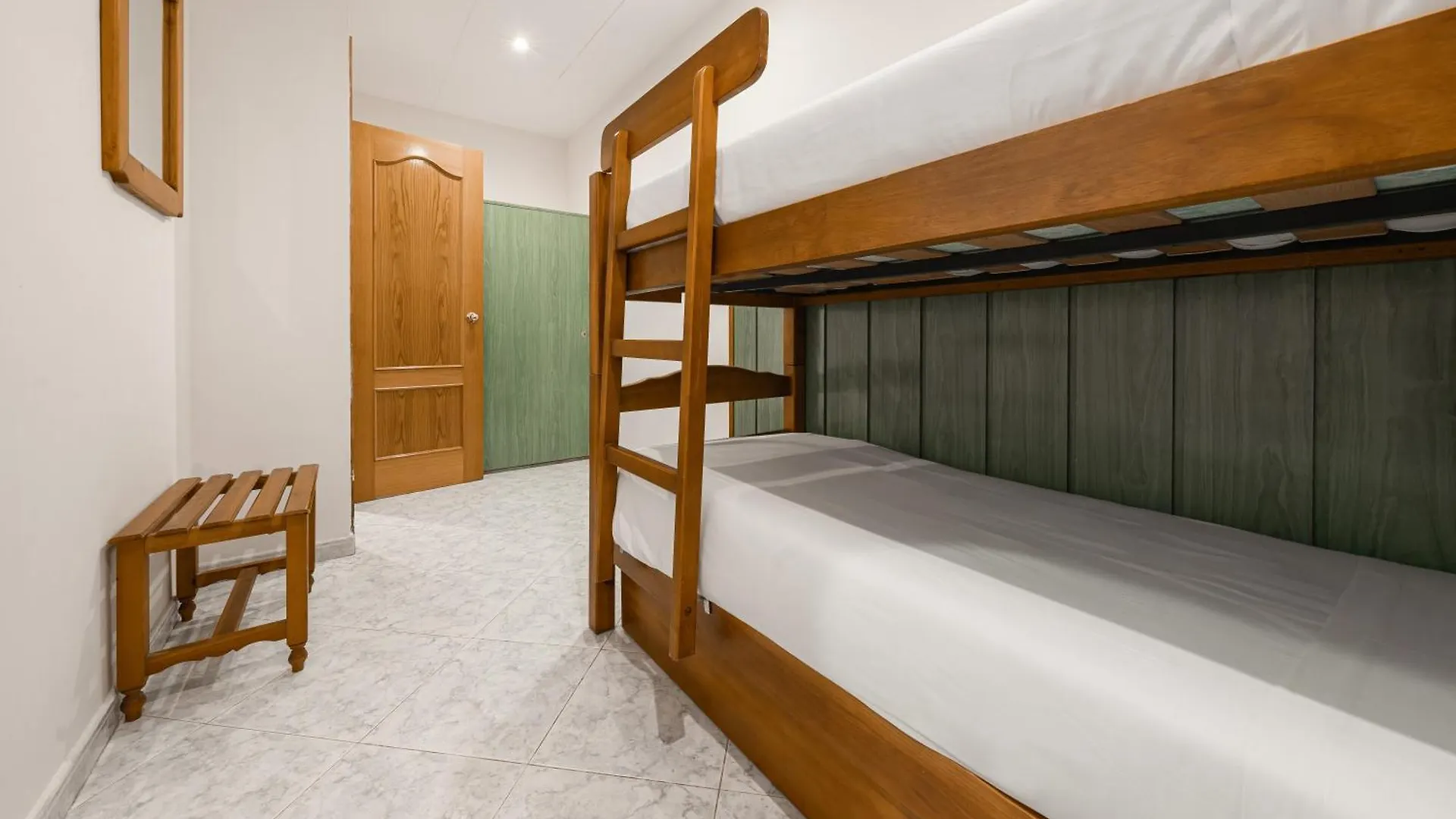 Neptuno Apartments Calella