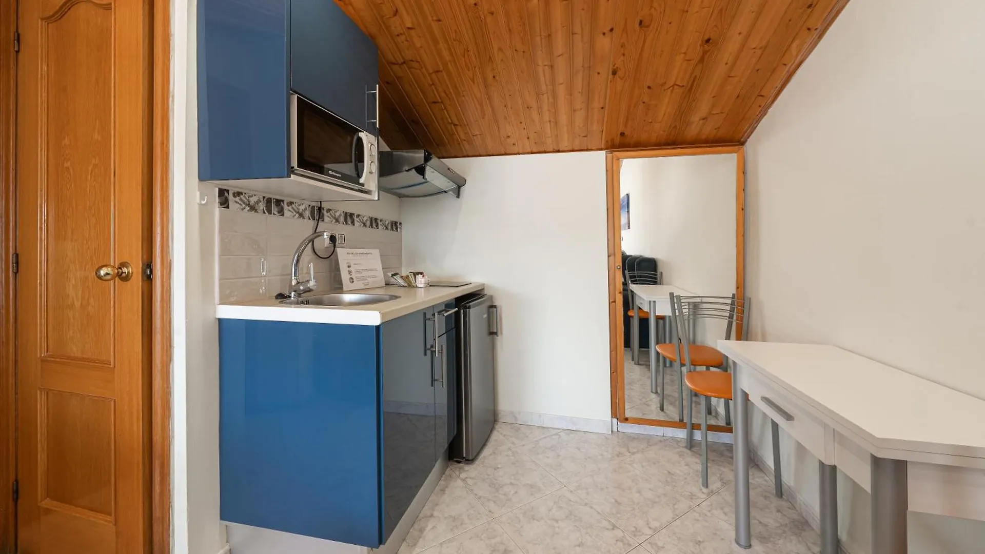 Neptuno Apartments Calella