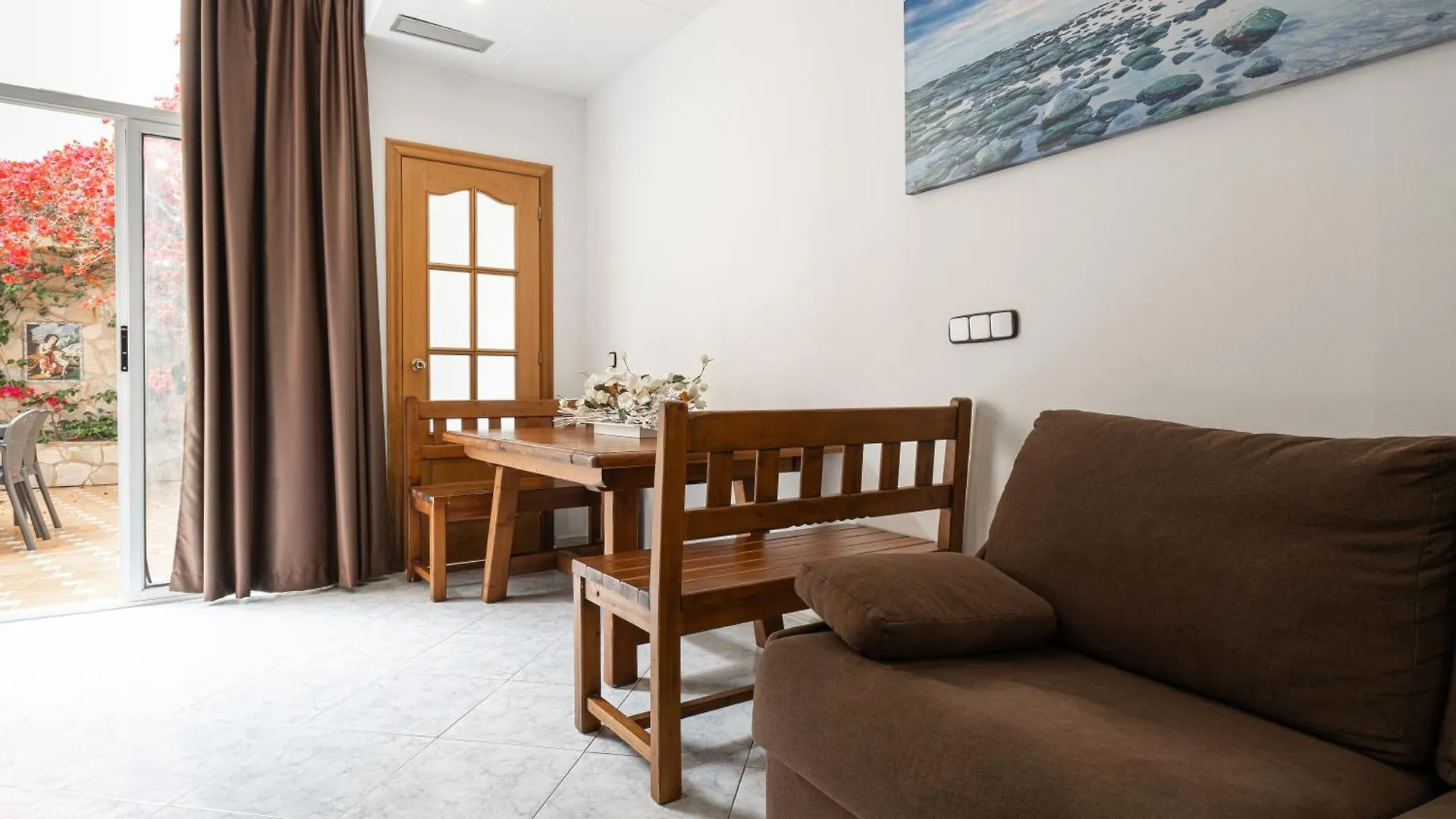 Neptuno Apartments Calella