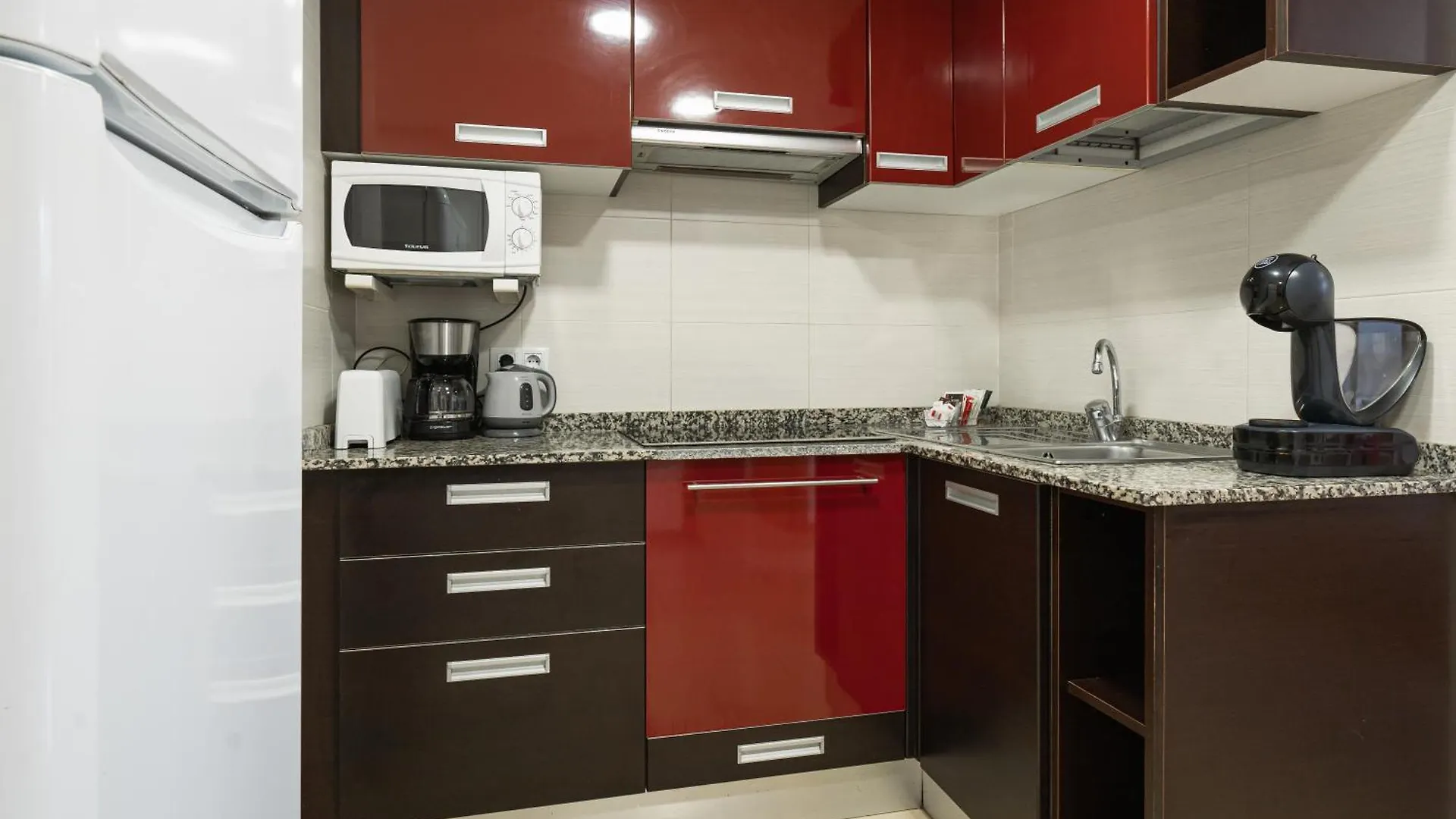 Neptuno Apartments Calella 0*,